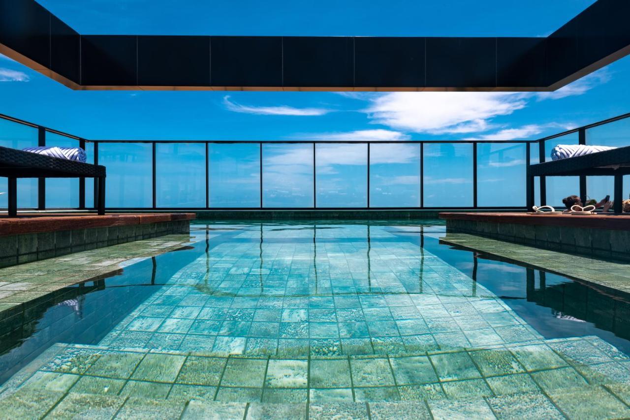 Ba'Ra Hotel Жуан-Песоа Экстерьер фото The rooftop pool at the hotel